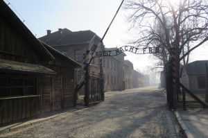 "Arbeit macht frei" - Eingang zum Stammlager Auschwitz