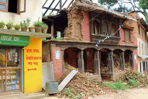 Spuren eines Erdbebens in Nepal bei Kathmandu