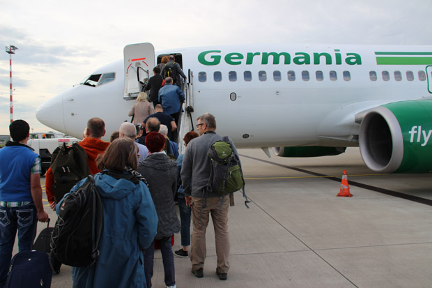 Geflogen bin ich mit einer 737-700 von Germania