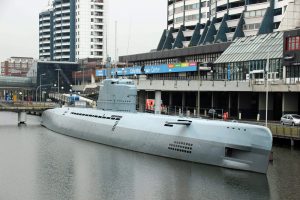 Historische Sehenswürdigkeit - Ein altes U-Boot aus dem Zweiten Weltkrieg kann man in Bremerhaven besichtigen