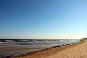 Strand der Ostsee bei Jurmala in Lettland