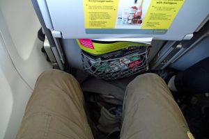 Den Sitzabstand in der Economy Class einer Boeing 757 von Condor habe ich als ausreichend empfunden