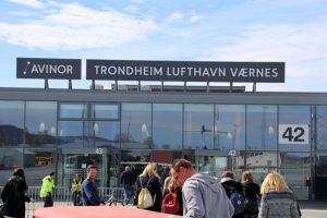 Terminal des Flughafens von Trondheim