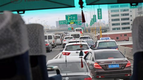 Straße bzw. Autobahn in Shanghai in China