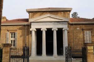 Klein aber fein ist das Cyprus Museum in Nikosia