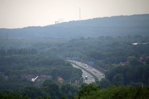 Die Halde Rungenberg in Gelsenkirchen liegt direkt an der Autobahn