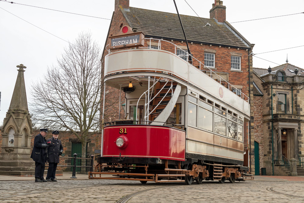 Alte Straßenbahn aus England im Beamish Museum