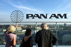 Die Pan Am Lounge gehört zu den schönsten Aussichtspunkten in Berlin