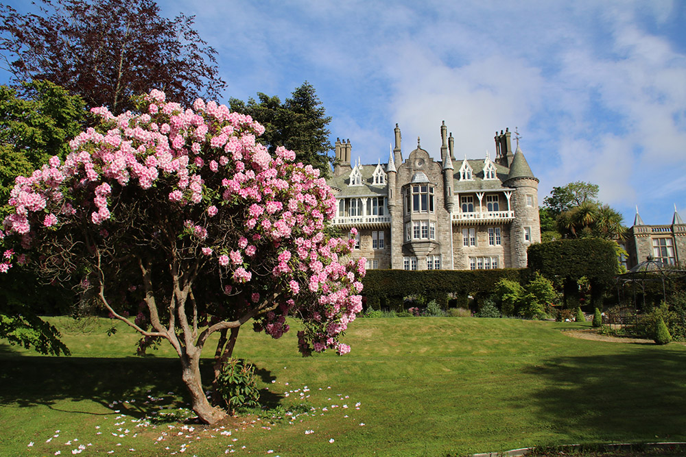 Das Hotel Château Rhianfa ist ein Luxushotel in einem alten Gutshof in Wales