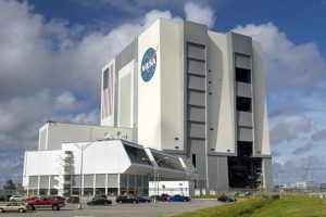 Das Vehicle Assembly Building der NASA gehört zu den größten Gebäuden der Welt.