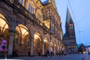 Bremen Rathaus und Dom bei Nacht