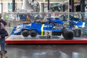 Formel 1 Tyrell mit sechs Rädern im Technik Museum Sinsheim