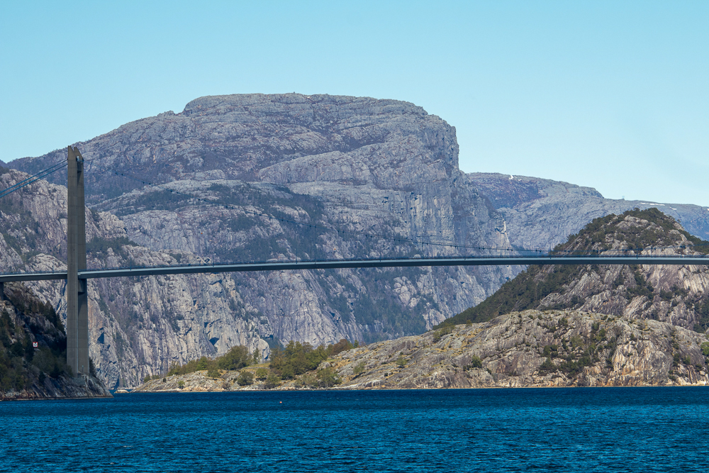 Ausflug mit einem Katamaran von Stavanger über den Lysefjord zum Preikestolen